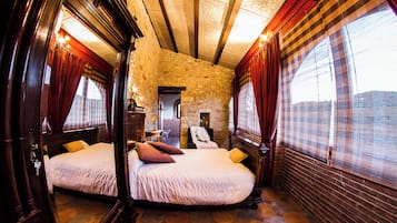 Deluxe Double Room, Mountain View | 1 bedroom, free WiFi