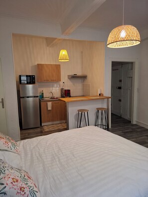 1 soverom, strykejern/-brett, wi-fi (inkludert) og sengetøy