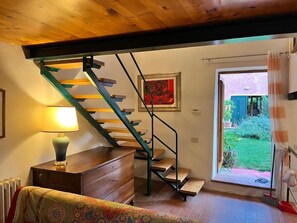 Interior - La Foresteria, an oasis of tranquility in the medieval town of Spoleto (Umbria)