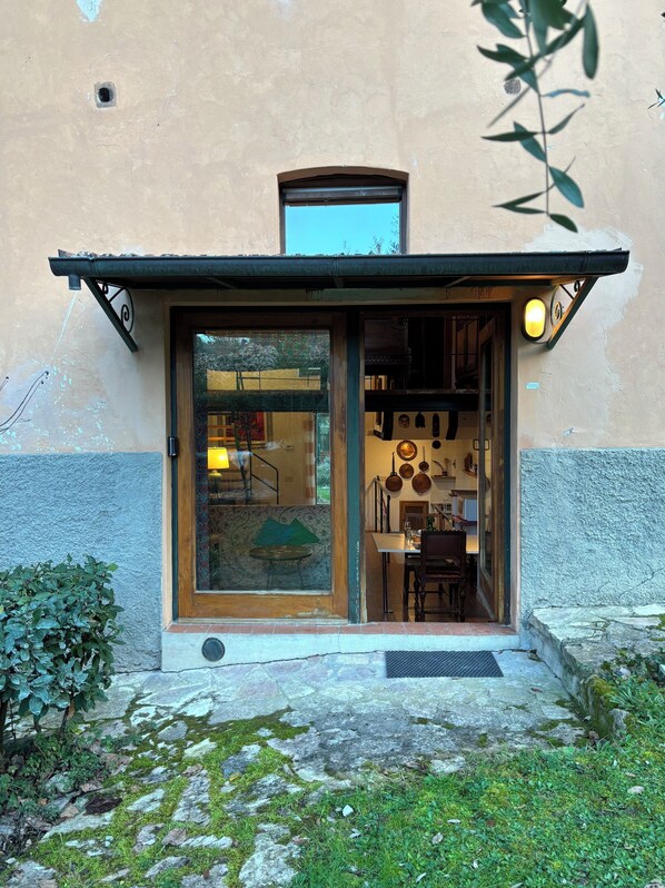 Exterior detail - La Foresteria, an oasis of tranquility in the medieval town of Spoleto (Umbria)