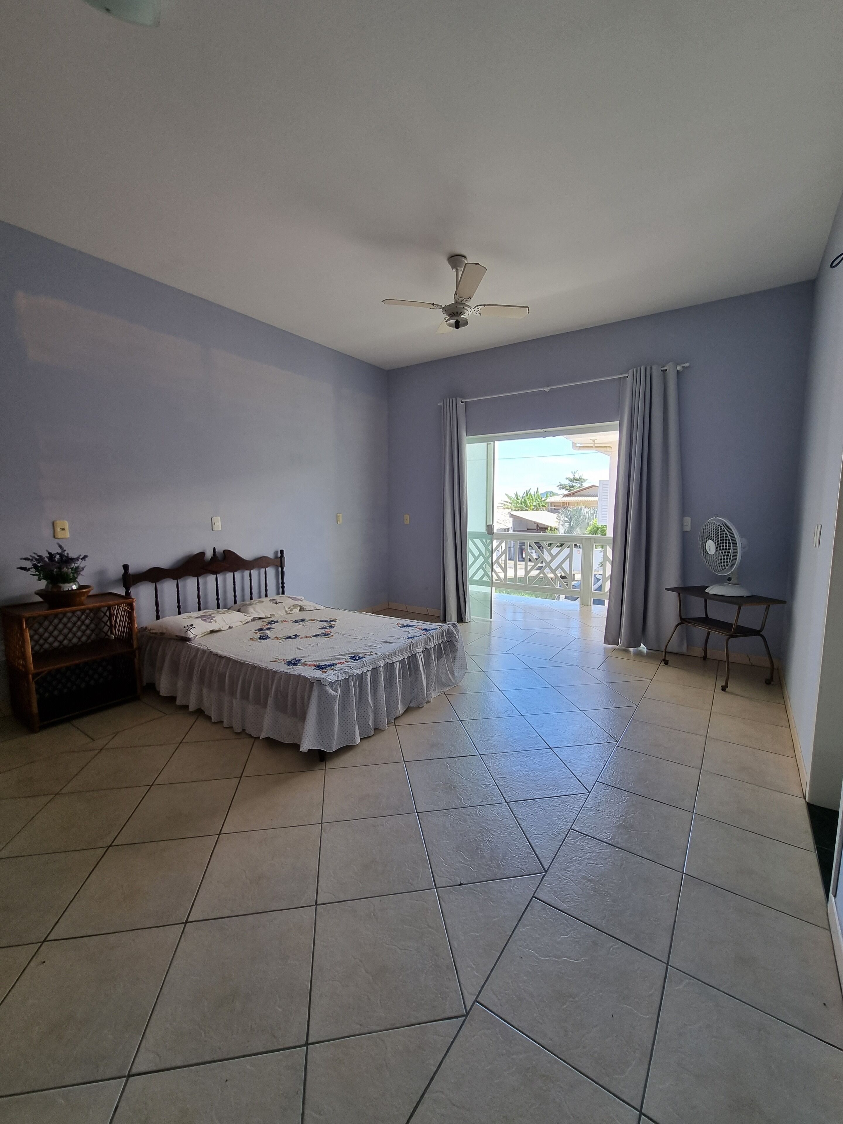 6 chambres, bureau, fer et planche à repasser, Wi-Fi