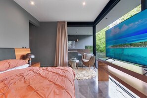 4 quartos, cofres nos quartos, ferros/tábuas de passar roupa, Wi-Fi