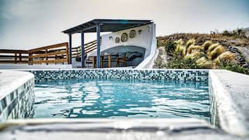 Deluxe Apartment, Sea View | Terrace/patio