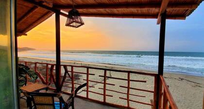 Casa de PLAYA âJusto en la Gloriaâ - Punta Sal