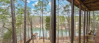 Lakefront Retreat in Hot Springs Village