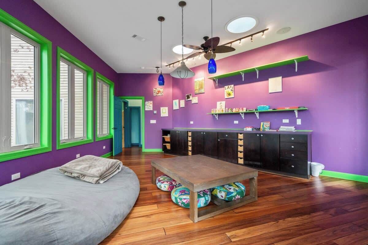 7 habitaciones, tabla de planchar con plancha, cuna de viaje y wifi 