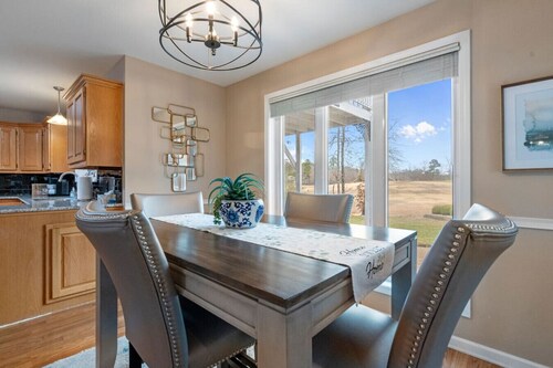 Charming Golf Course Retreat