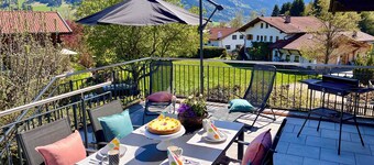 Vacation apartment "Am Alten Garten" in a quiet location with a view of the Alps!