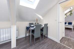 Dining - Spacious City Centre Penthouse Gem - Cathedral View! (Kent)