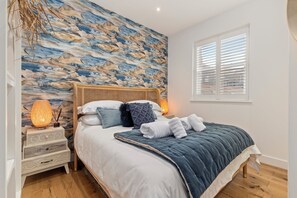 2 quartos, ferros/tábuas de passar roupa, Wi-Fi de cortesia