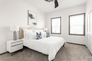 4 bedrooms, desk, iron/ironing board, WiFi