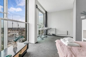 1 bedroom, iron/ironing board, Internet, bed sheets