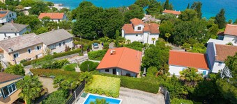 Villa Sea Bound with Pool
