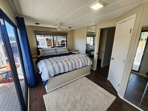 4 Schlafzimmer, Bügeleisen/Bügelbrett, WLAN, Bettwäsche
