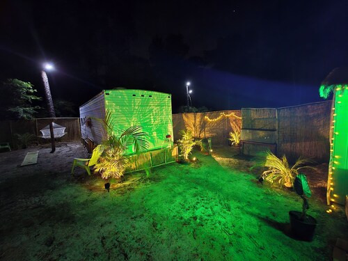 Cozy 2-bedroom RV in Ocala, 15min from Word Equestrian. 5mn Rainbow Park River.