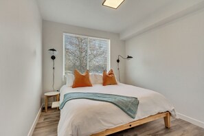 3 Schlafzimmer, Bügeleisen/Bügelbrett, WLAN, Bettwäsche