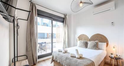 Elegant Studio with Private Terrace by RentitUP