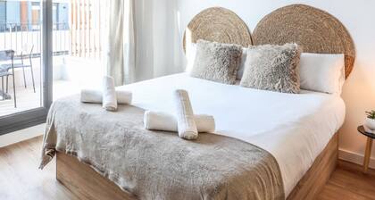 Elegant Studio with Private Terrace by RentitUP