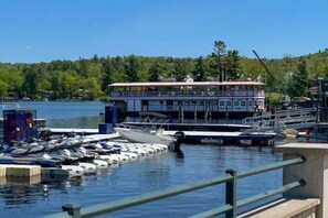 Marina - The Hygge House- walk to Highland beach- in town (Bridgton)