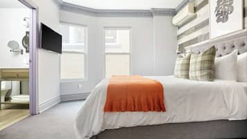 Loft Premium - 1 queensize-säng | Skrivbord, arbetsyta för laptop, ljudisolering och gratis wi-fi
