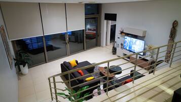 Penthouse, Balcony, Ocean View | Living area