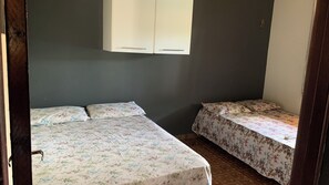 3 bedrooms, WiFi, bed sheets