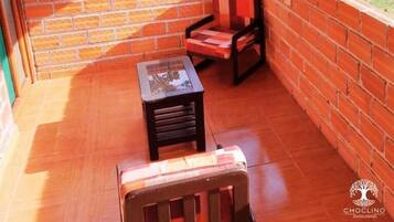 Cabaña estándar, vista al jardín | 2 habitaciones y wifi gratis