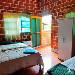 เคบินสำหรับครอบครัว, วิวสวน | 2 ห้องนอน, Wi-Fi ฟรี
