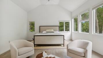 6 bedrooms, WiFi, bed sheets