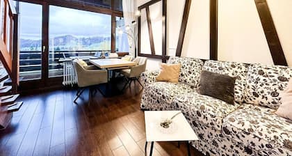 Ferienwohnung mit Pool als Ausgangspunkt für Ihren Skiurlaub oder Wanderungen