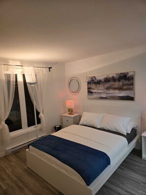 5 bedrooms, iron/ironing board, WiFi, bed sheets - Villa Des Petits Bonheurs (Chénéville)