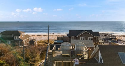 Gatsby's - Heated Plunge Pool & Hot Tub in OBP, Sleeps 26, Steps From The Beach