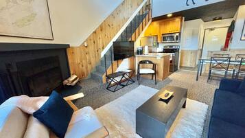 Smart TV, fireplace, table tennis