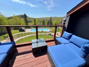 Terrace/patio - Lutsen Ski-In/Ski-Out | Moose Mtn Views | Jet Spa (Lutsen)
