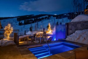 Indoor pool, outdoor pool - Grand Colorado – 1 Bedroom Suite Residence - Ski In Ski Out - 2/28 - 3/7 (Breckenridge)