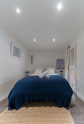 2 bedrooms, iron/ironing board, WiFi, bed sheets - Le Charlot - 27 rue charlot - Vichy (Vichy)