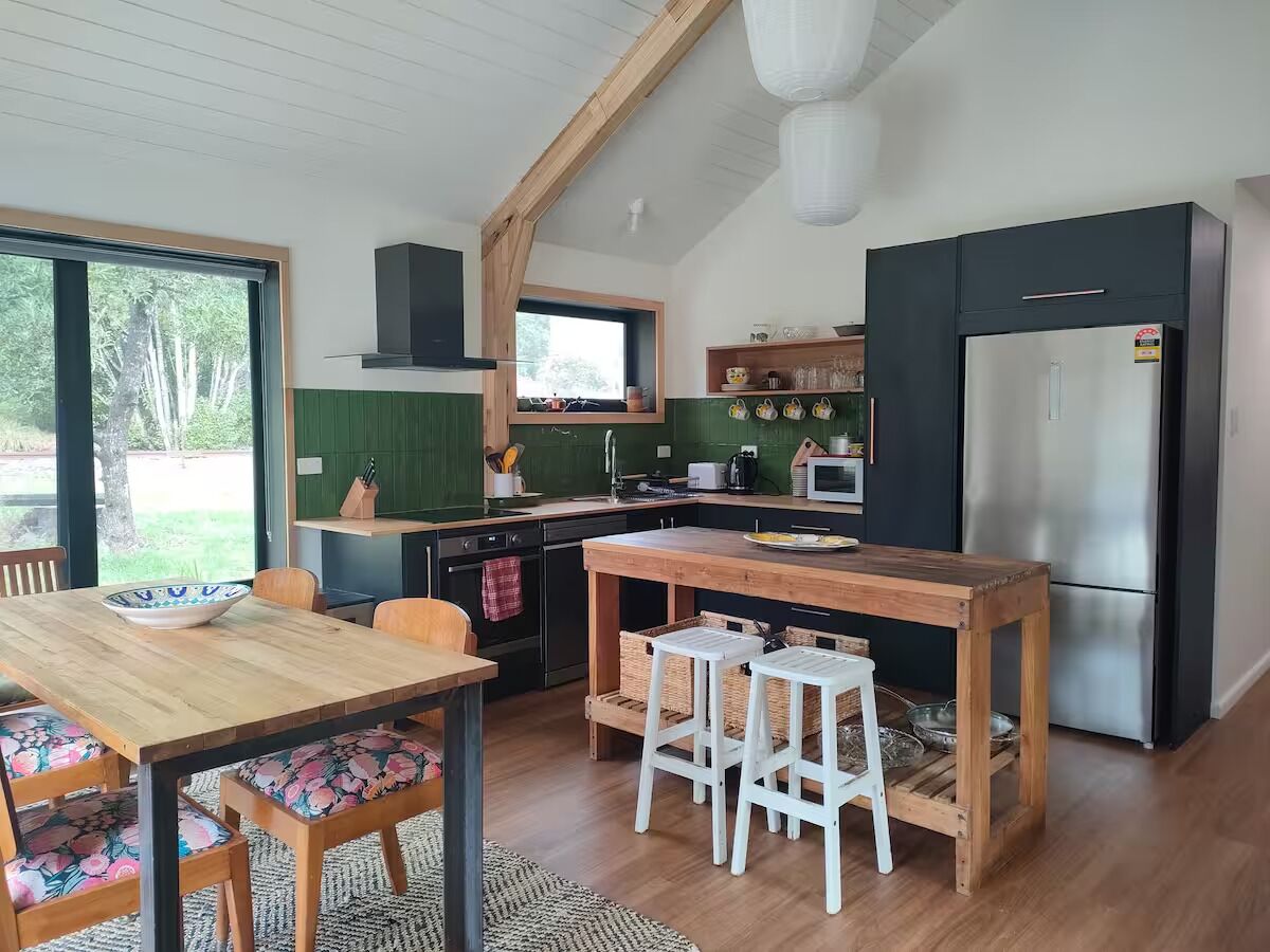 Refrigerador, microondas, horno y lavavajillas 