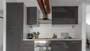 Fridge, microwave, coffee/tea maker, toaster