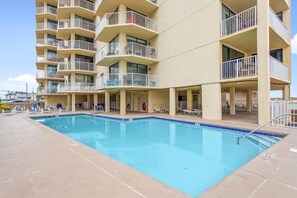 Pool - Beachfront Escape in Gulf Shores (Gulf Shores)