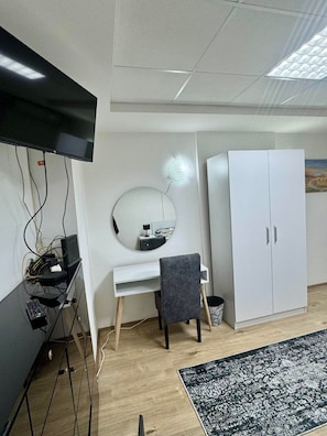 Interior - Charming 2-bedroom apartment in amazing Skopje with AC (Skopje)