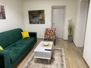 Living area - Charming 2-bedroom apartment in amazing Skopje with AC (Skopje)