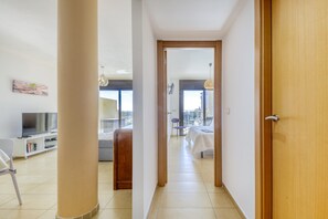 Apartamento | 2 quartos, individualmente mobiliados, ferros/tábuas de passar roupa