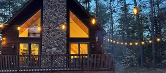 Private Modern Riverfront Ski Chalet - Near Gore Mountain and Lake George