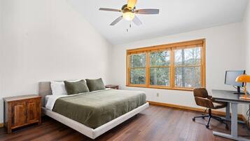 3 bedrooms, WiFi, bed sheets