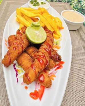 Restaurant - Damuda hotel (Kampala)