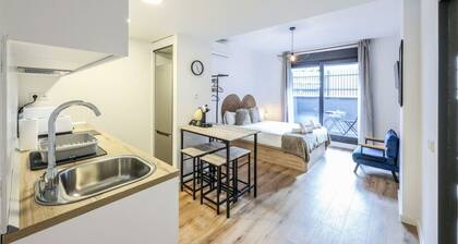 Elegant Studio with Private Terrace by RentitUP