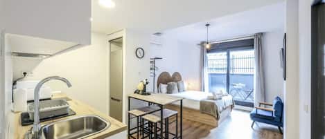 1 chambre, bureau, fer et planche Ă repasser, Wi-Fi