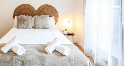 Elegant Studio with Private Terrace by RentitUP