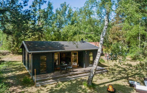 Exterior - Awesome home in Gedser with WiFi (Gedser)