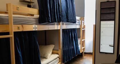FiveHostel